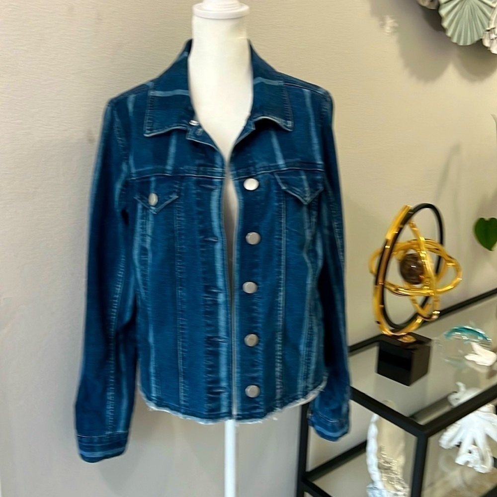 BACCINI- New Women’s Long Sleeve , Button Cuff Jean Jacket, Size M